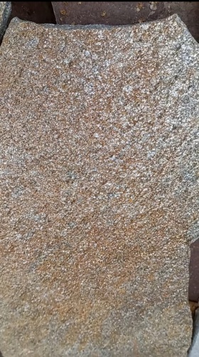 Плитняк златолит серебристый для цоколя, отмостки купить в Трёхгорном