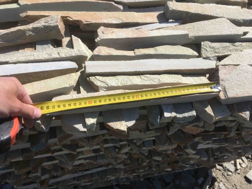 Горбушка златолит золотистый для облицовки купить в Трёхгорном