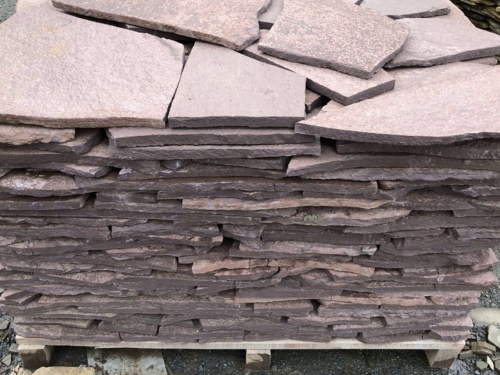 Плитняк лемезит бордовый для облицовки цоколя 20-25 мм  купить в Трёхгорном